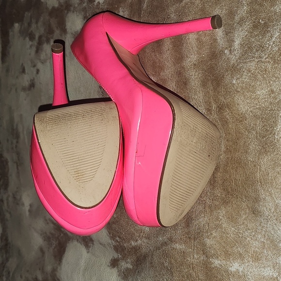 Super Cute Sexy Bright Neon Pink Heels Size 7.5 - Picture 4 of 6